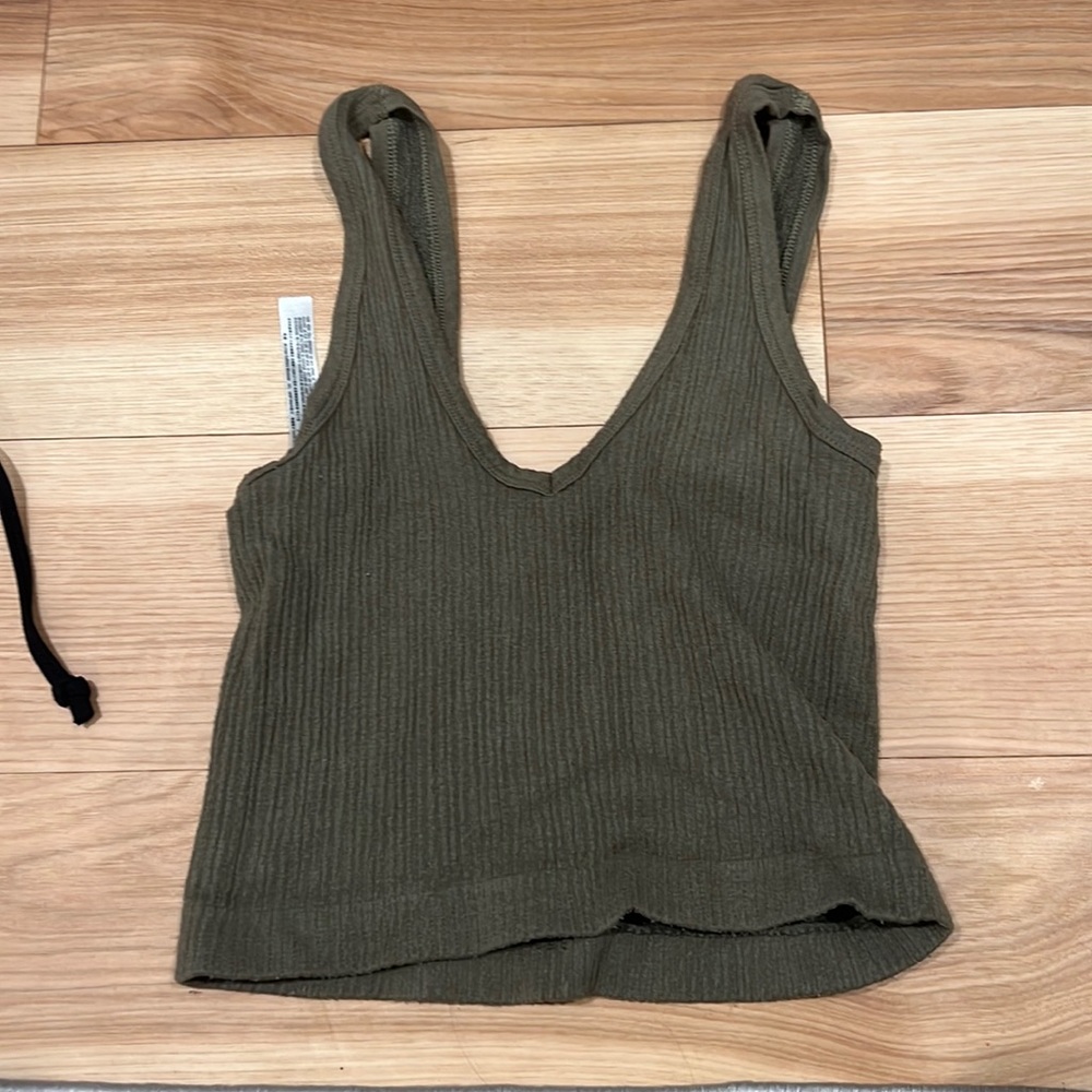 Green crop top urban outfitters, out from under
